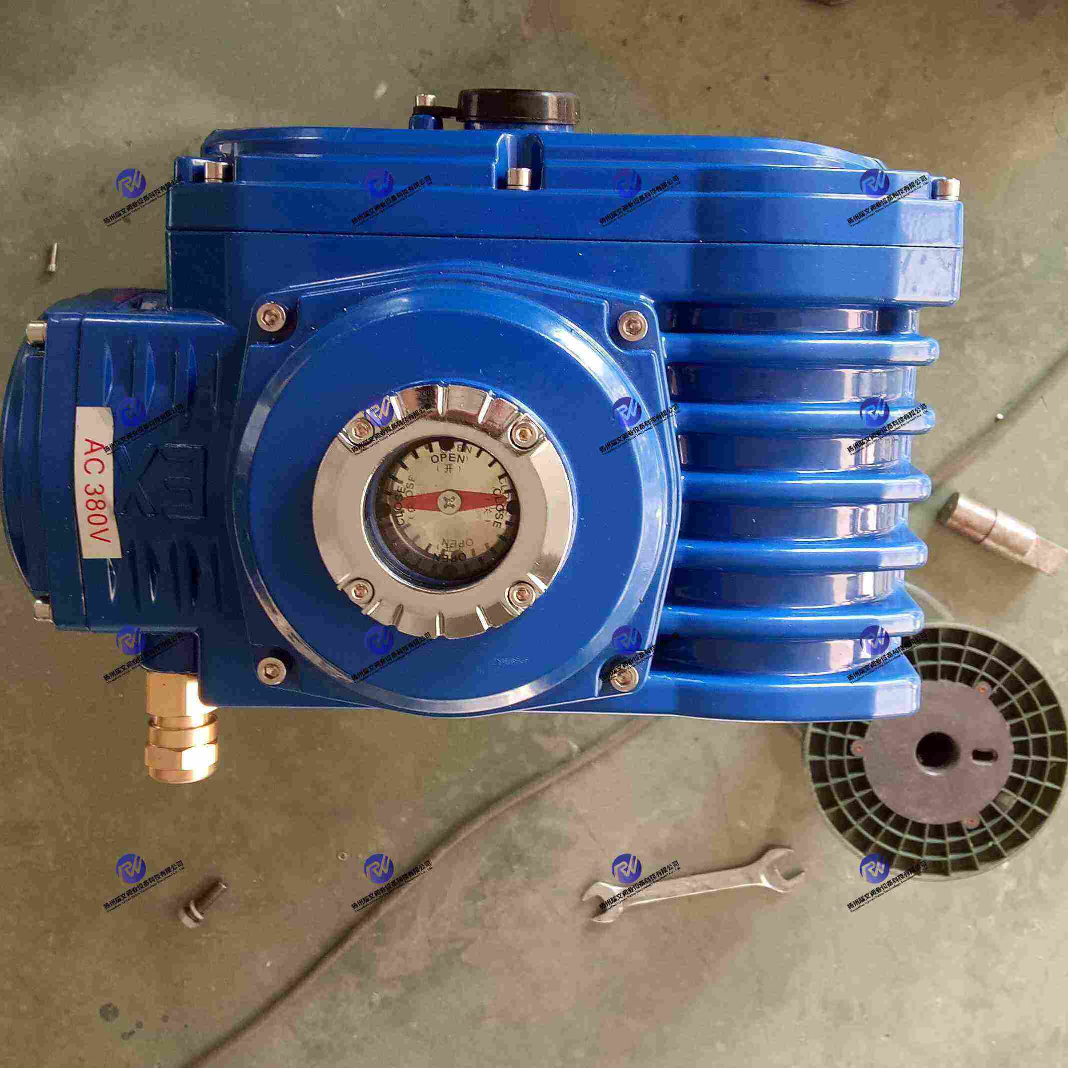 廠家供應(yīng)氣動(dòng)執(zhí)行器精小型電動(dòng)執(zhí)行器電動(dòng)閥門裝置部分回轉(zhuǎn)電動(dòng)執(zhí)行機(jī)構(gòu)