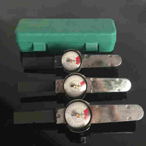 双向指针表盘扭矩板手YHTLB40一200