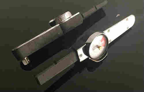 双向指针表盘扭矩板手YHTLB40一200