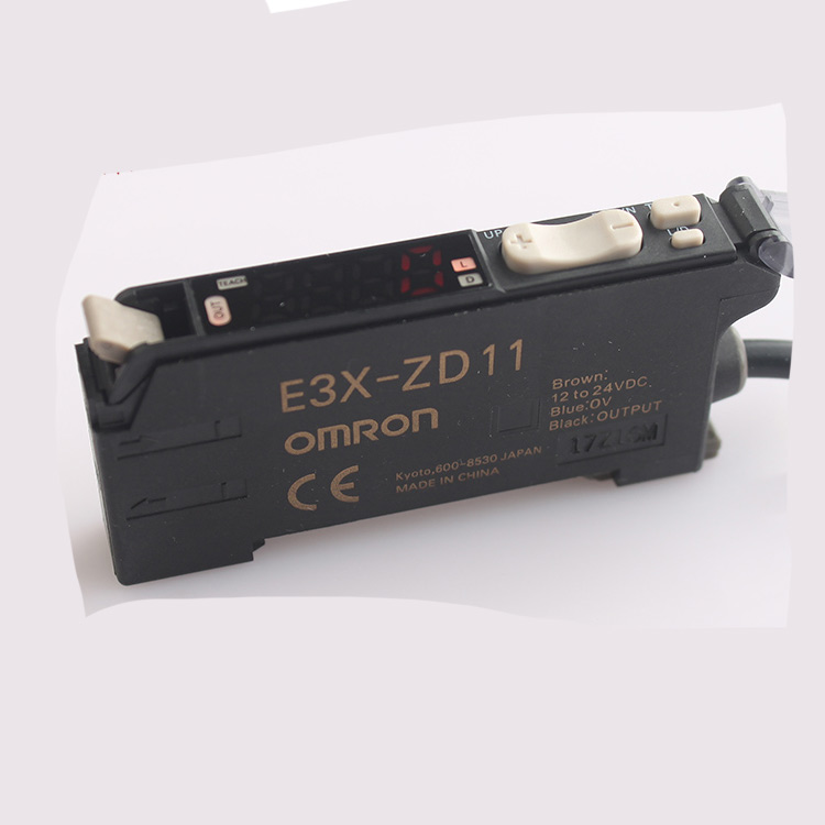 E2K-X15ME2-2M欧姆龙接近开关传感器