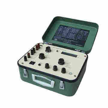 数显电位差计UJ33D-3