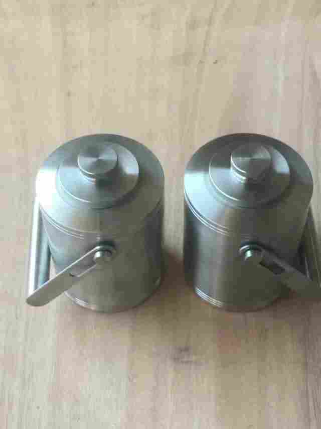 放射源防護(hù)儲(chǔ)存罐產(chǎn)品圖片