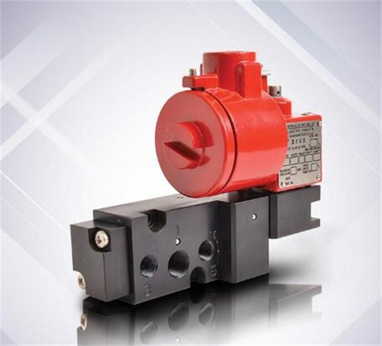 現(xiàn)貨英國PNEUMATROL雙控電磁閥