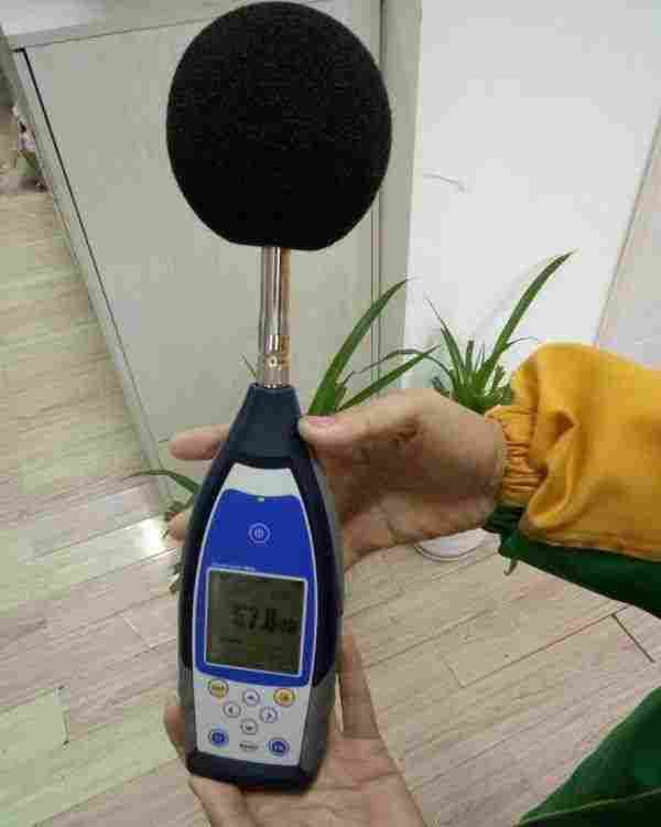 L B-8 08I级声级计