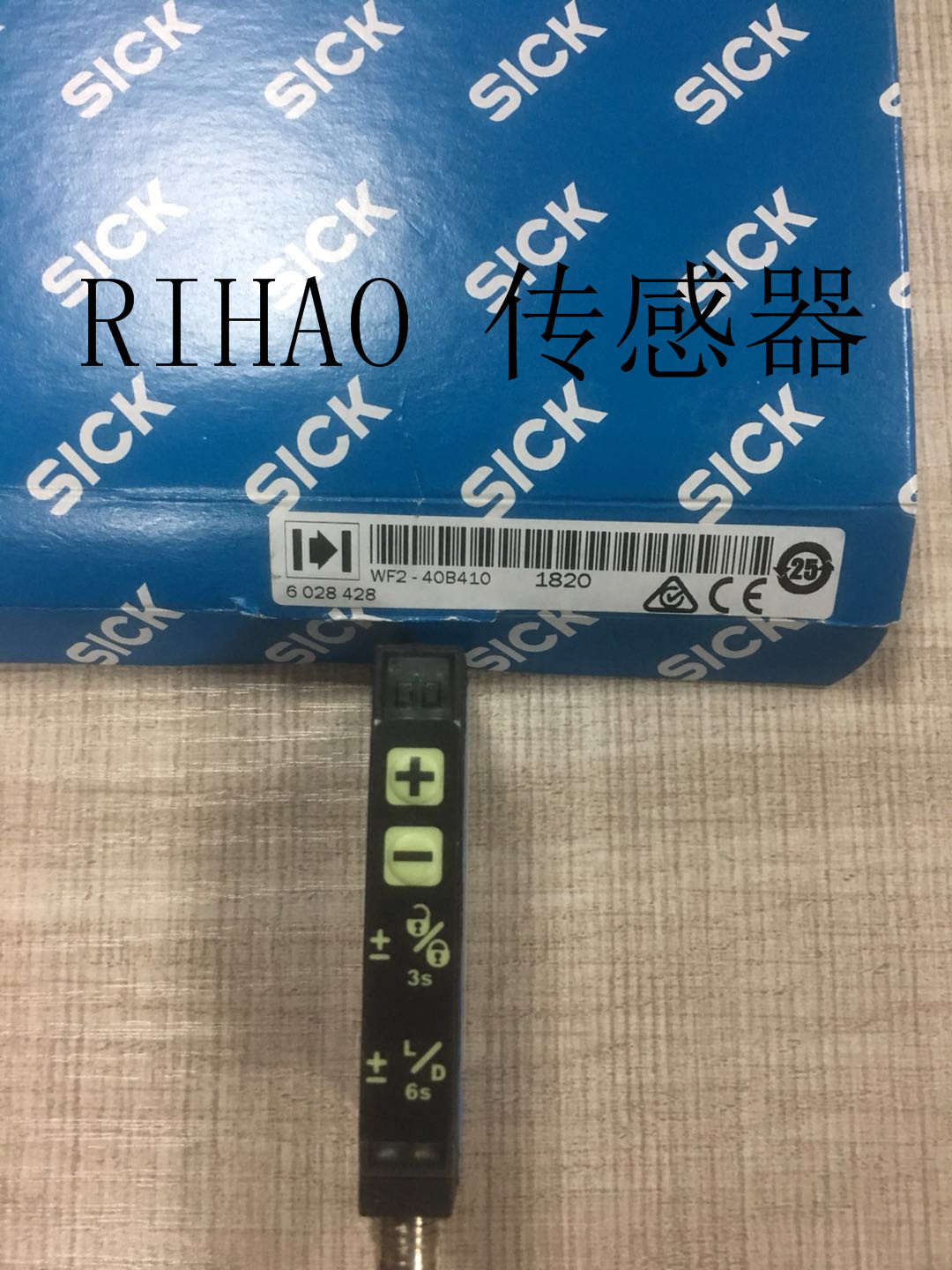 德國 SICK 槽型光電開關  WF30-40B410