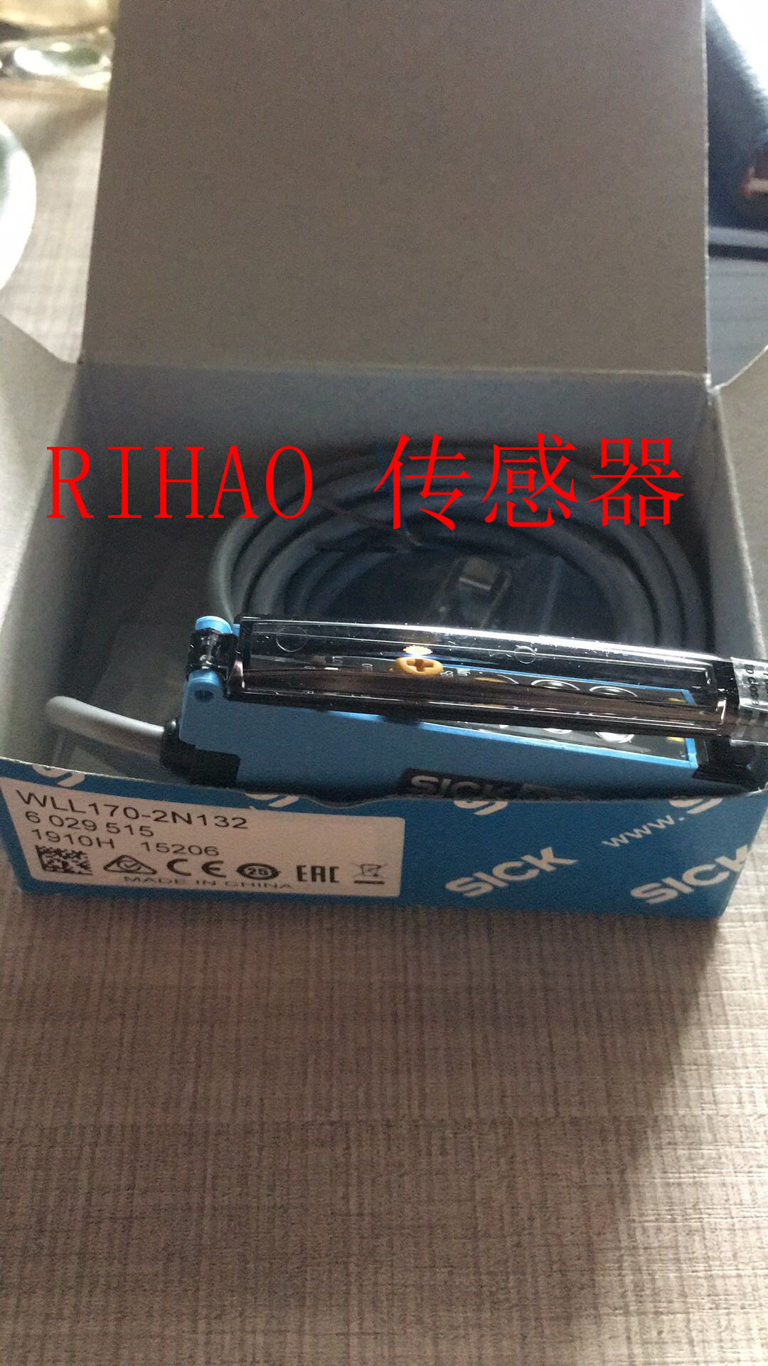 德國 SICK 槽型光電開關  WF30-40B410