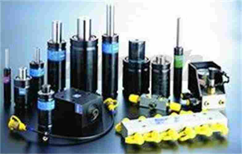 销售法国Quiri液压缸