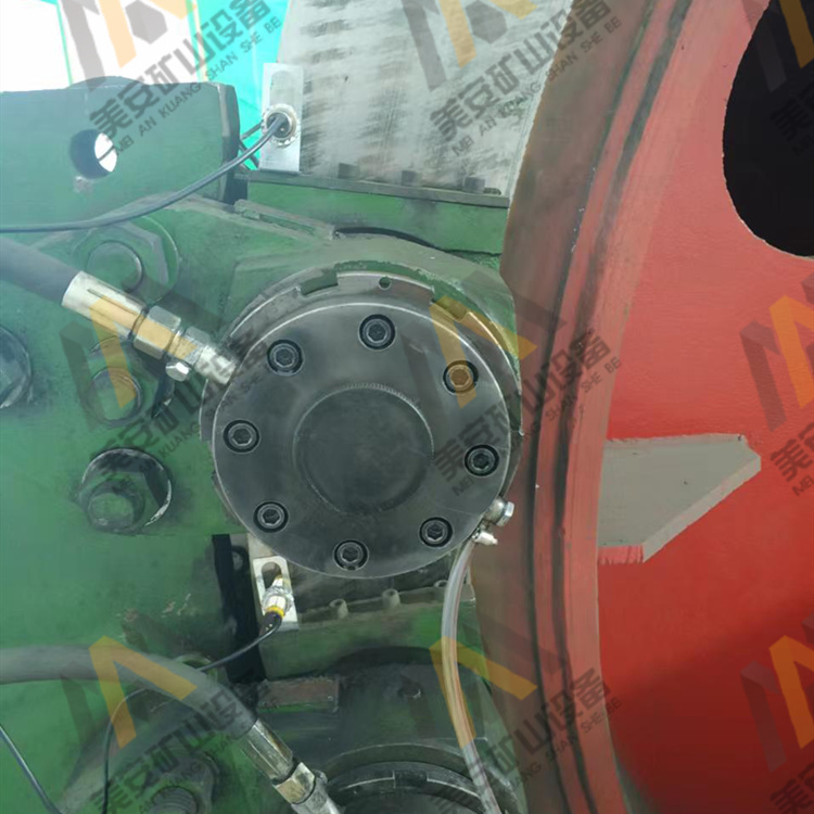 提升机闸间隙保护盘形制动器闸瓦间隙监测装置