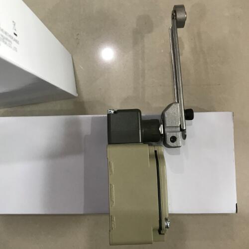 安裝使用omron伺服電機(jī)R88D-1SN02H-ECT 