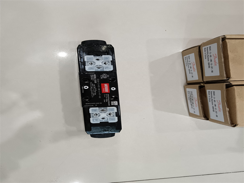 VICKERS威格士壓力調節閥 DGMX2-5-PP-BW-B-30  