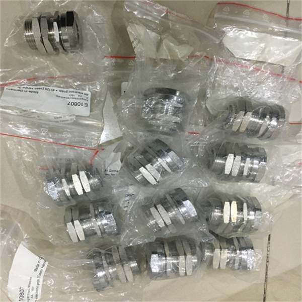 IFS212易福門IFM距離檢測傳感器