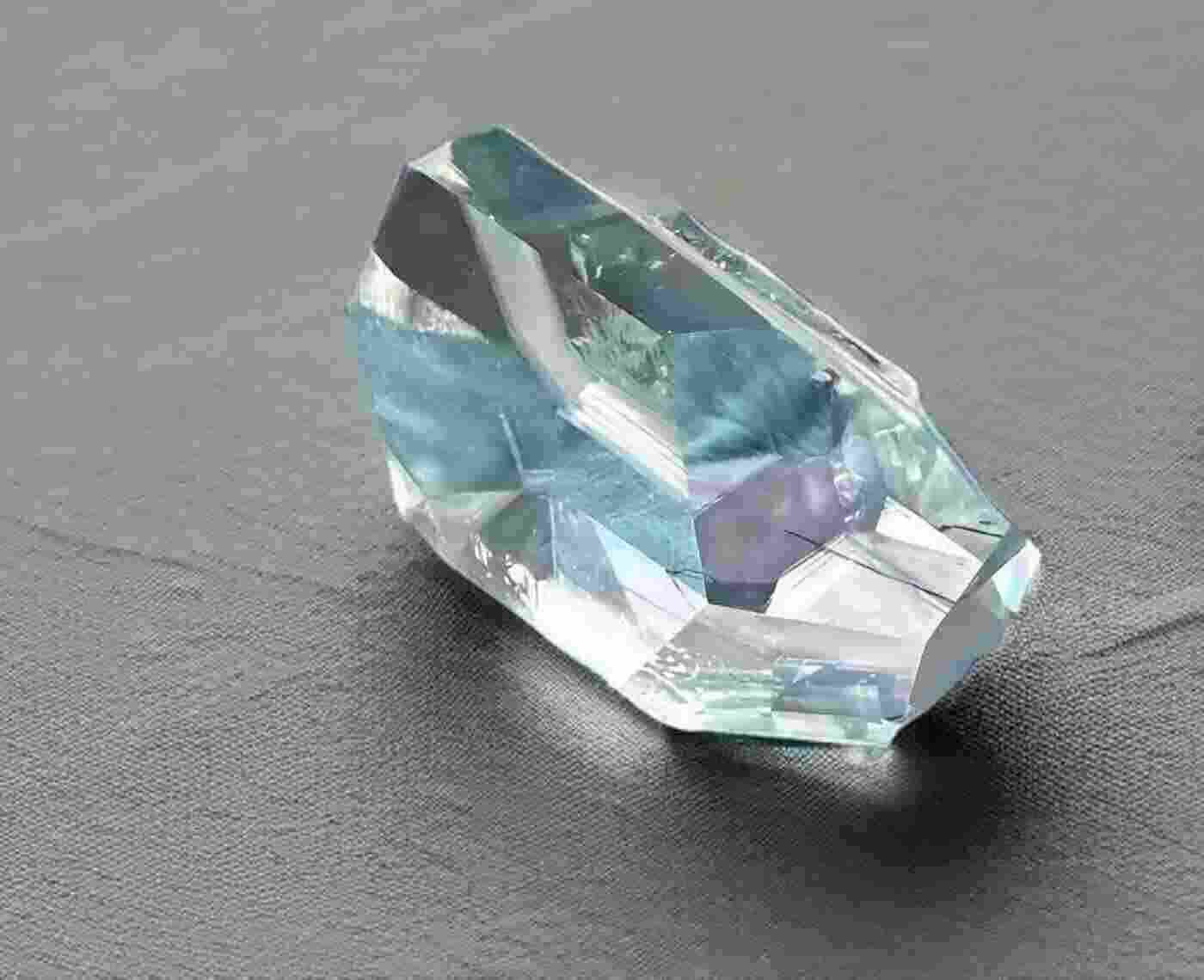 LBO 晶体三硼酸锂)