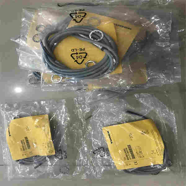 BI5-S18-AZ3X/S97 TURCK非偏振反射板式傳感器