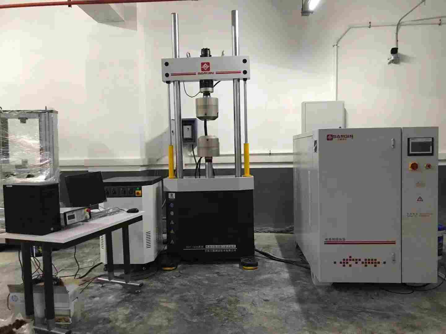 三勤測(cè)試 動(dòng)靜試驗(yàn)機(jī)8