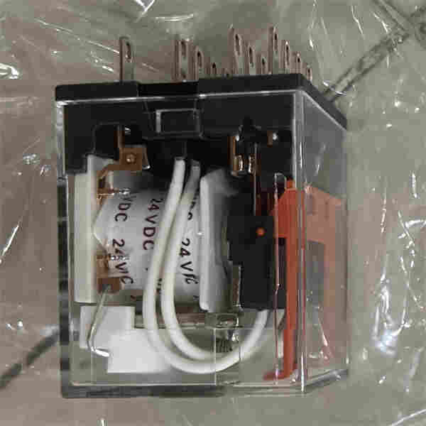 歐姆龍接近傳感器E2E-X10E1-M1-Z材質描述