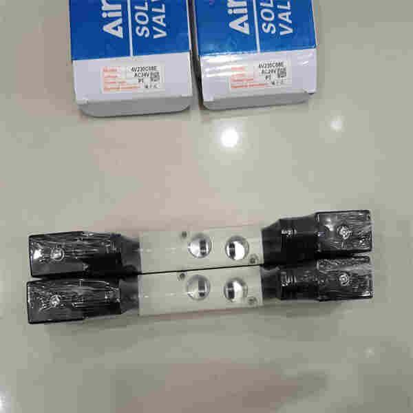 AIRTAC電磁閥3V110-06-NC