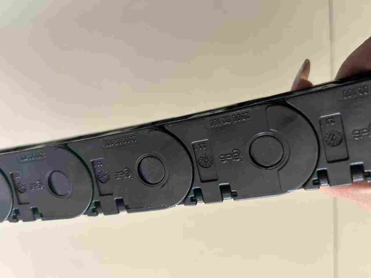 汽車行業(yè)易格斯IGUS拖鏈線纜IGUS07