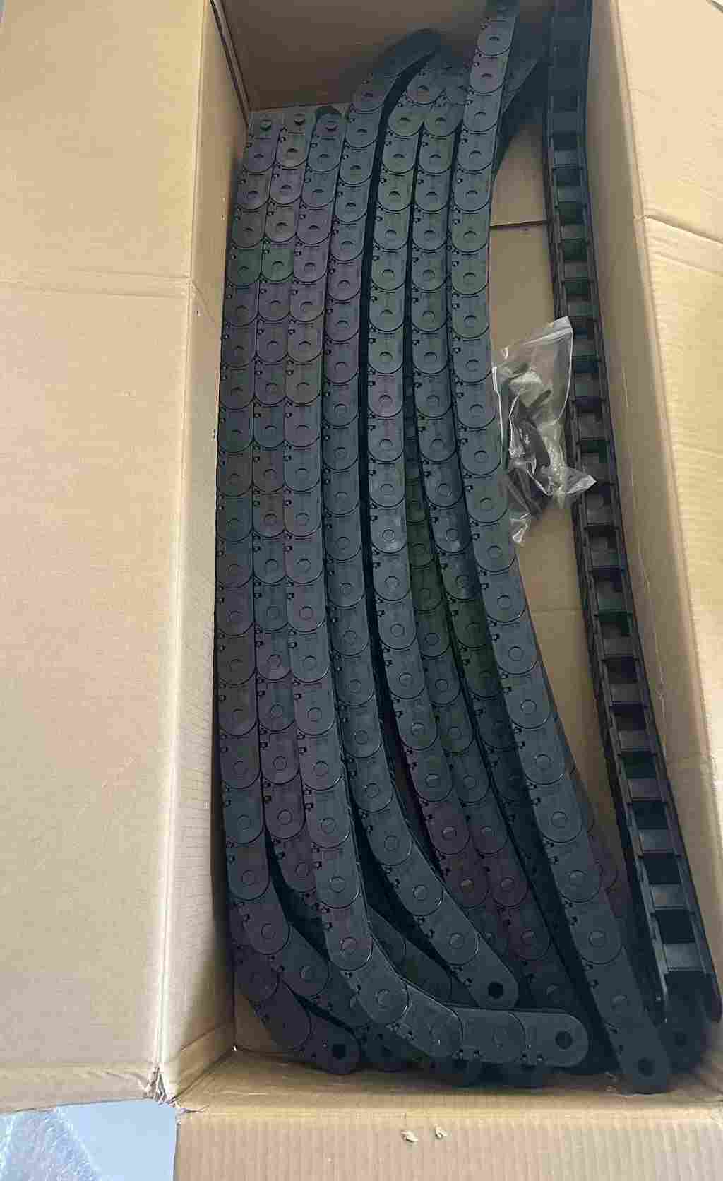 汽車行業(yè)易格斯IGUS拖鏈線纜IGUS07