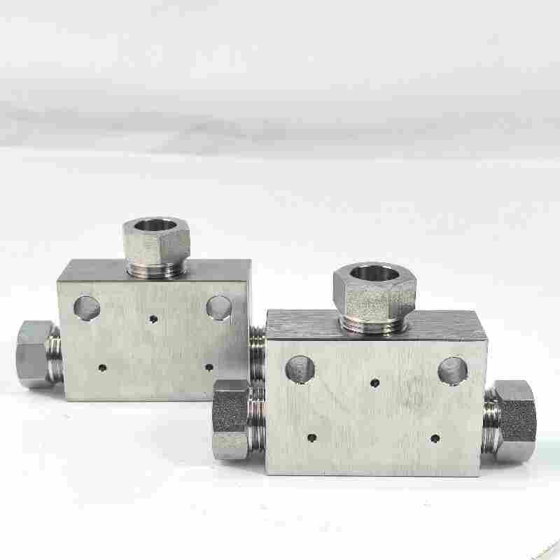 亿仕顿316L不锈钢高压三通阀门配件螺纹连接非标设计