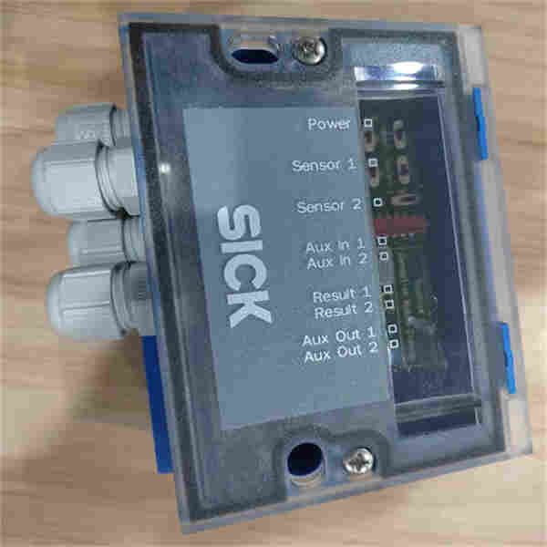 SICK反射式激光光電開關(guān)WL100L-F1131配反射板P250F