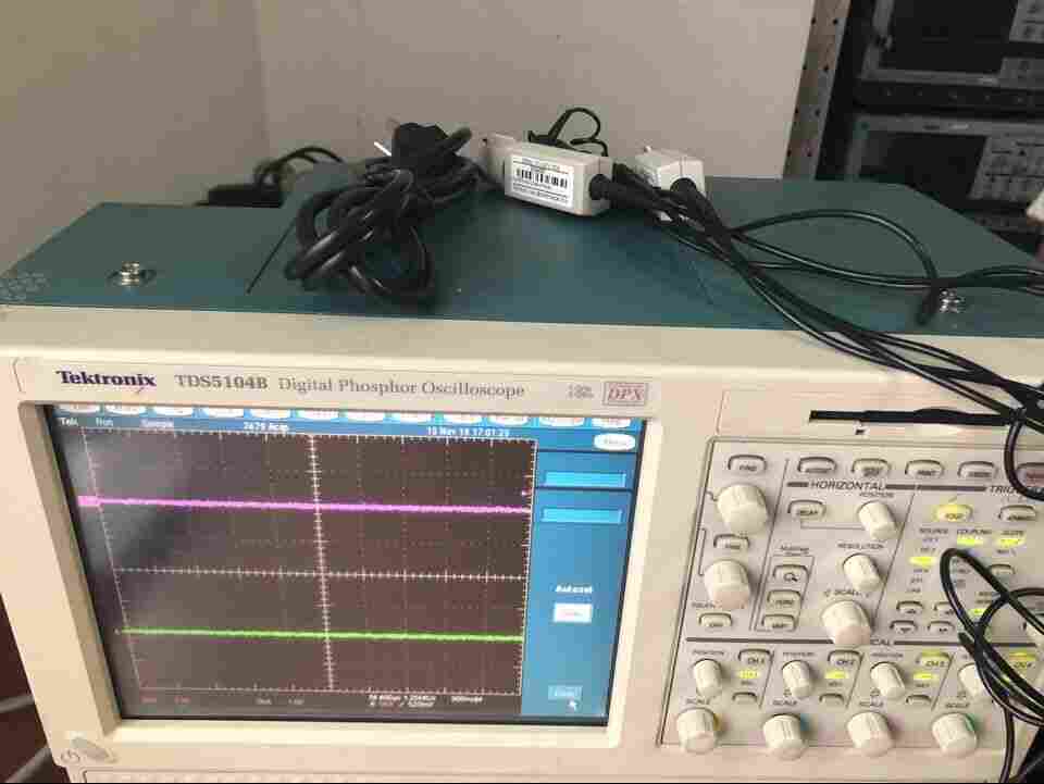 Tektronix TDS5104B 1GHz示波器 泰克TDS5104B TDS5104