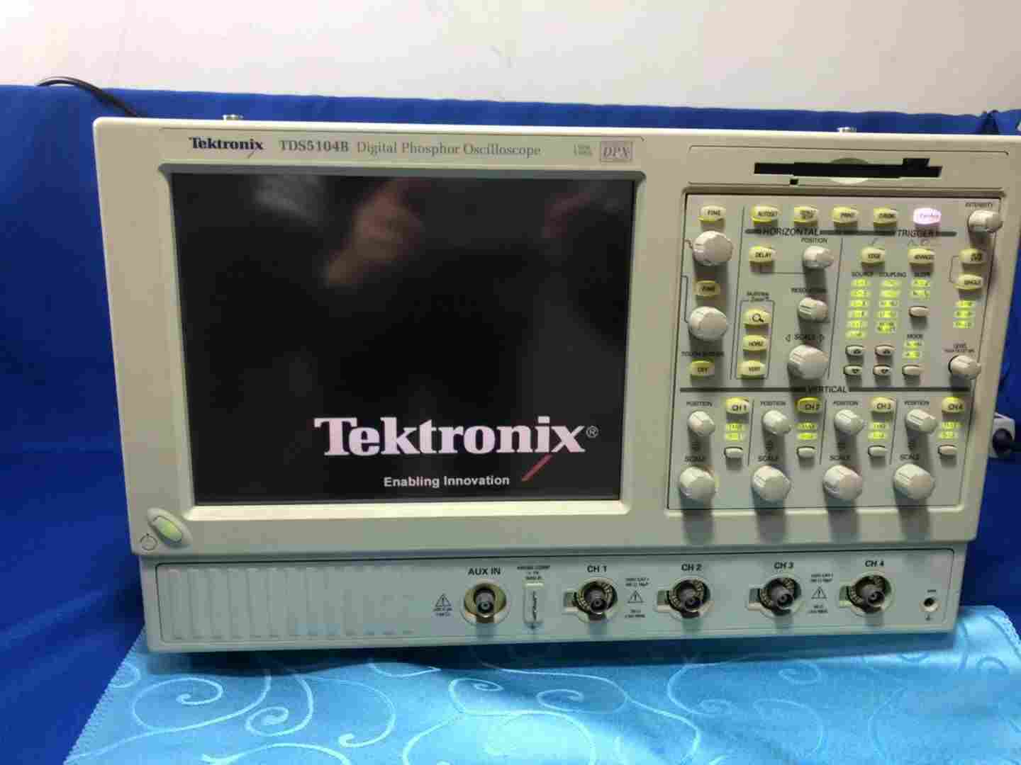 Tektronix TDS5104B 1GHz示波器 泰克TDS5104B TDS5104