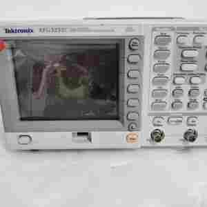 回收 收購Tektronix任意函數信號發生器AFG3252C 2通道 240MHz