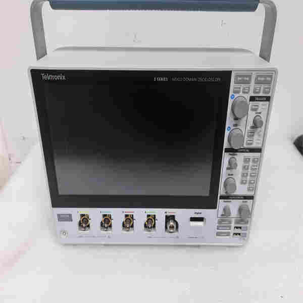  Tektronix 泰克MDO34示波器