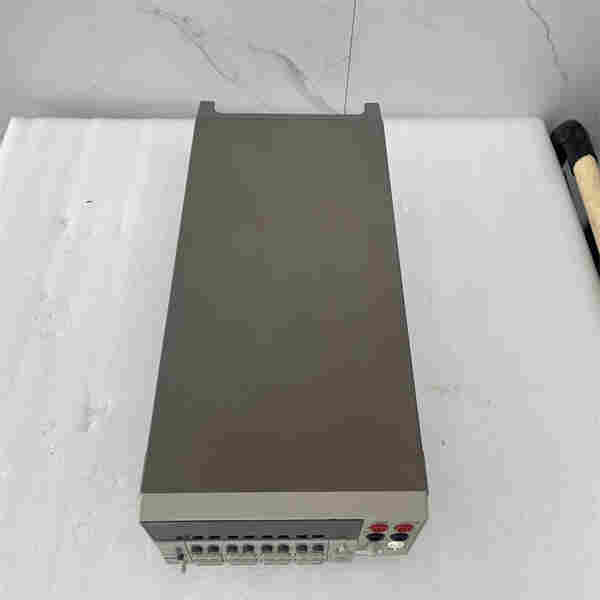  Keithley吉時(shí)利2010低噪聲萬用表