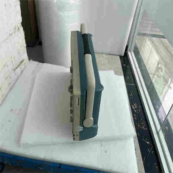 Tektronix 泰克DPO4104數(shù)字示波器