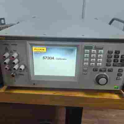 FLUKE福祿克5700A多功能校準器