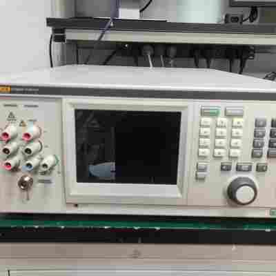 FLUKE福祿克5700A多功能校準器