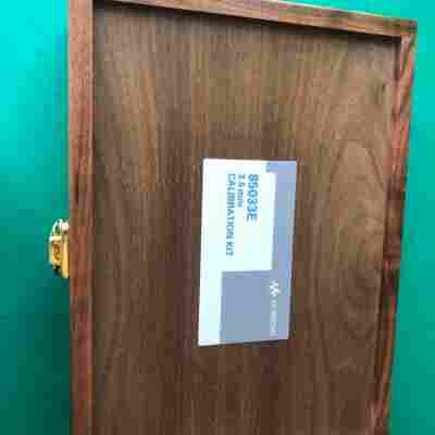 安捷倫件85033E校準(zhǔn)套件包含用于校準(zhǔn)精度3.5mm