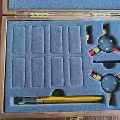 安捷倫件85033E校準(zhǔn)套件包含用于校準(zhǔn)精度3.5mm