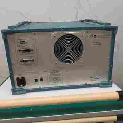 泰克 370A晶體管圖示儀