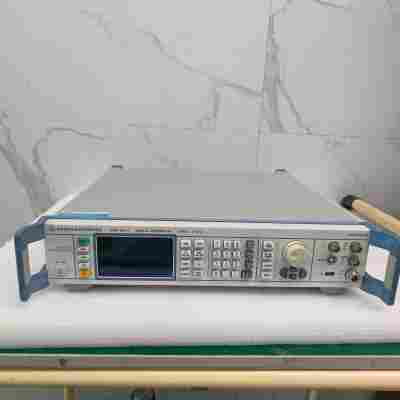 羅德與施瓦茨SMA100A頻譜儀