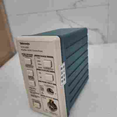 泰克TCPA300電流探頭放大器