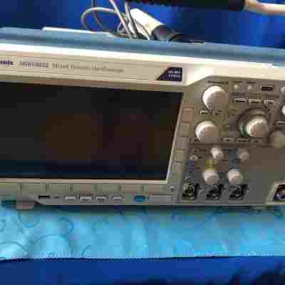 Tektronix 泰克MDO3034示波器