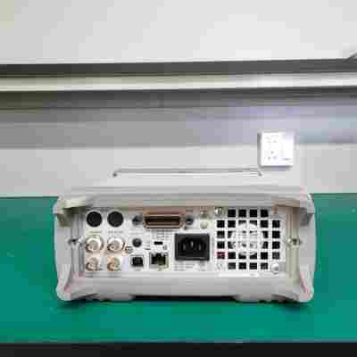 Agilent53230A通用頻率計數(shù)器/計時器