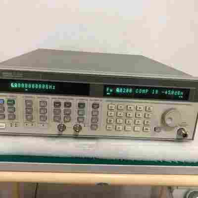 安捷倫Agilent 83752A信號源