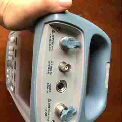 羅德與施瓦茨FSH6 手持式頻譜分析儀