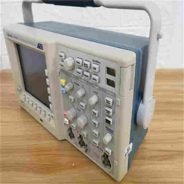  Tektronix TDS3052C數字熒光示波器