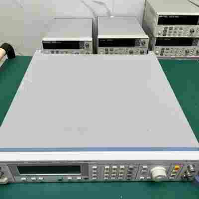 出售/回收SMR27射頻發生器27GHz-SMR27信號源