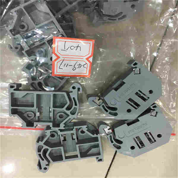 德國WAGO萬可插入式電流互感器750-375