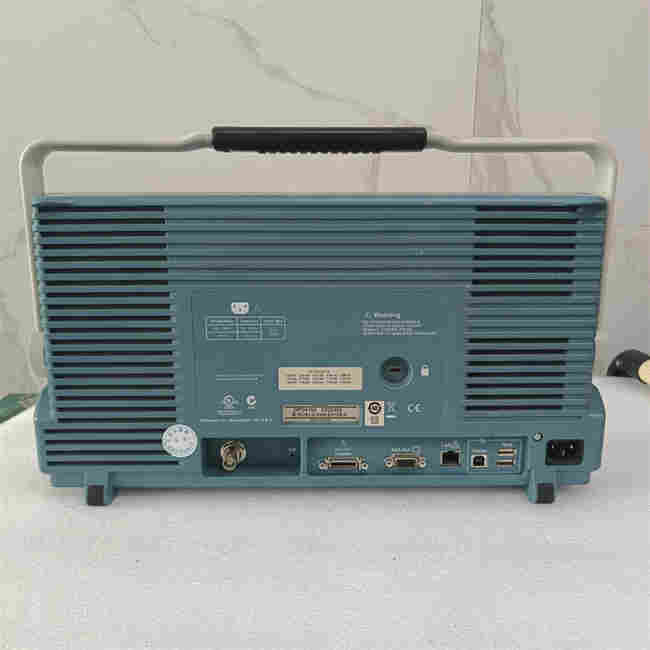   泰克DPO4104數(shù)字示波器