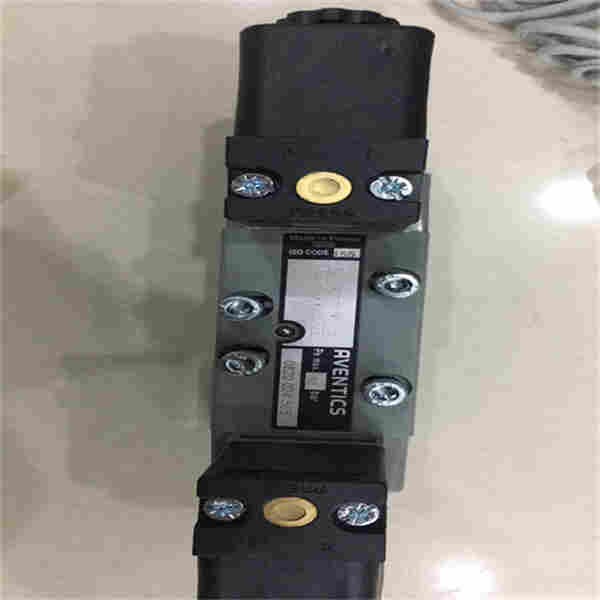 安沃驰88100140光电开关P494A0021400A00