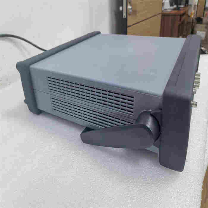  出售/回收E4980AKEYSIGHT E4980A精密型LCR表