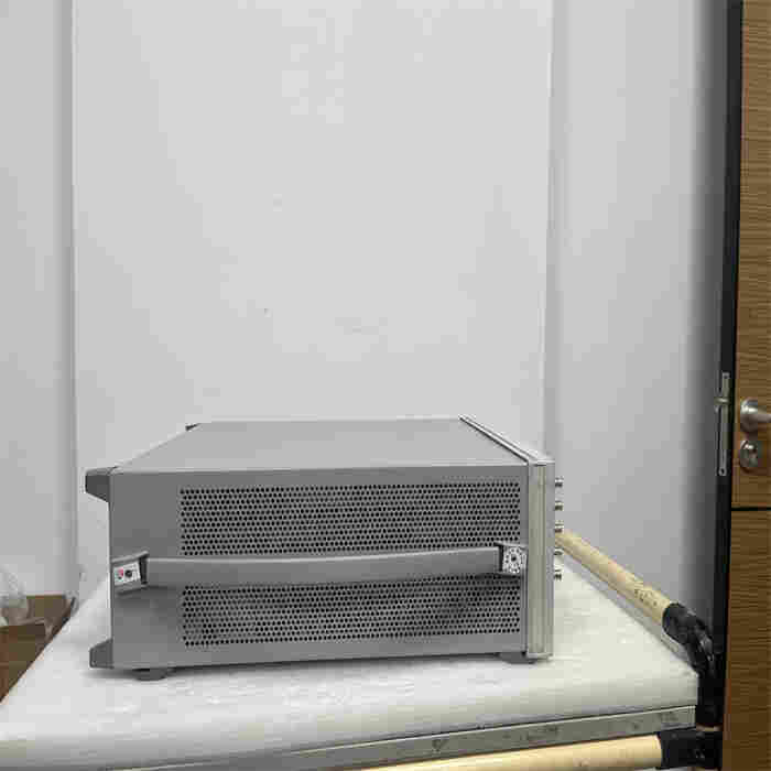  出售/回收安捷伦E8267D 20GHz矢量信号发生器E8267D
