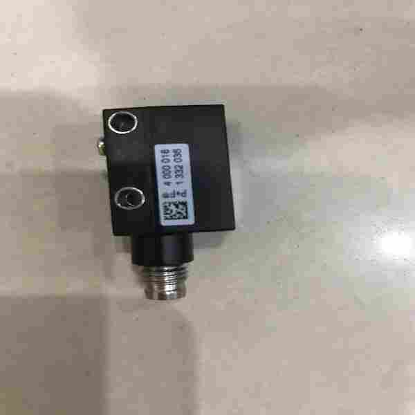 德国P+F电感式接近开关 倍加福 NBN8-18GM50-E2