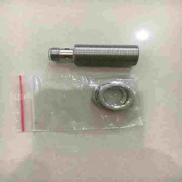 倍加福电感式接近开关NBN40-L2-E0-V1